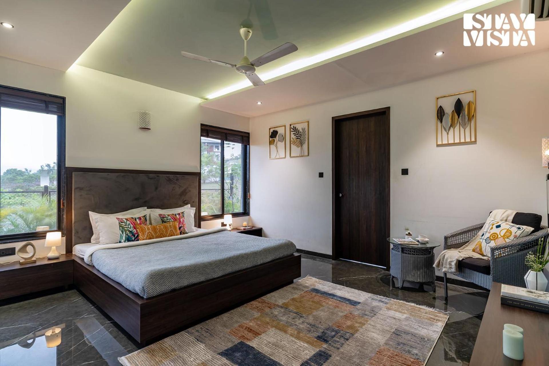 Stayvista At The Rainfield Villa With Gazebo & Lawn Nashik Bagian luar foto